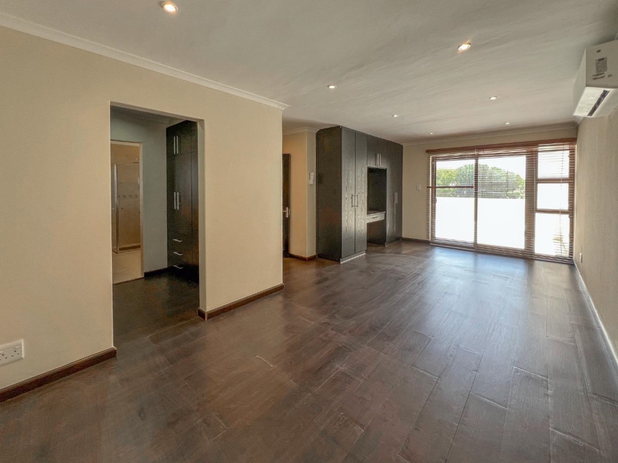 7 Bedroom Property for Sale in Sunset Beach Western Cape